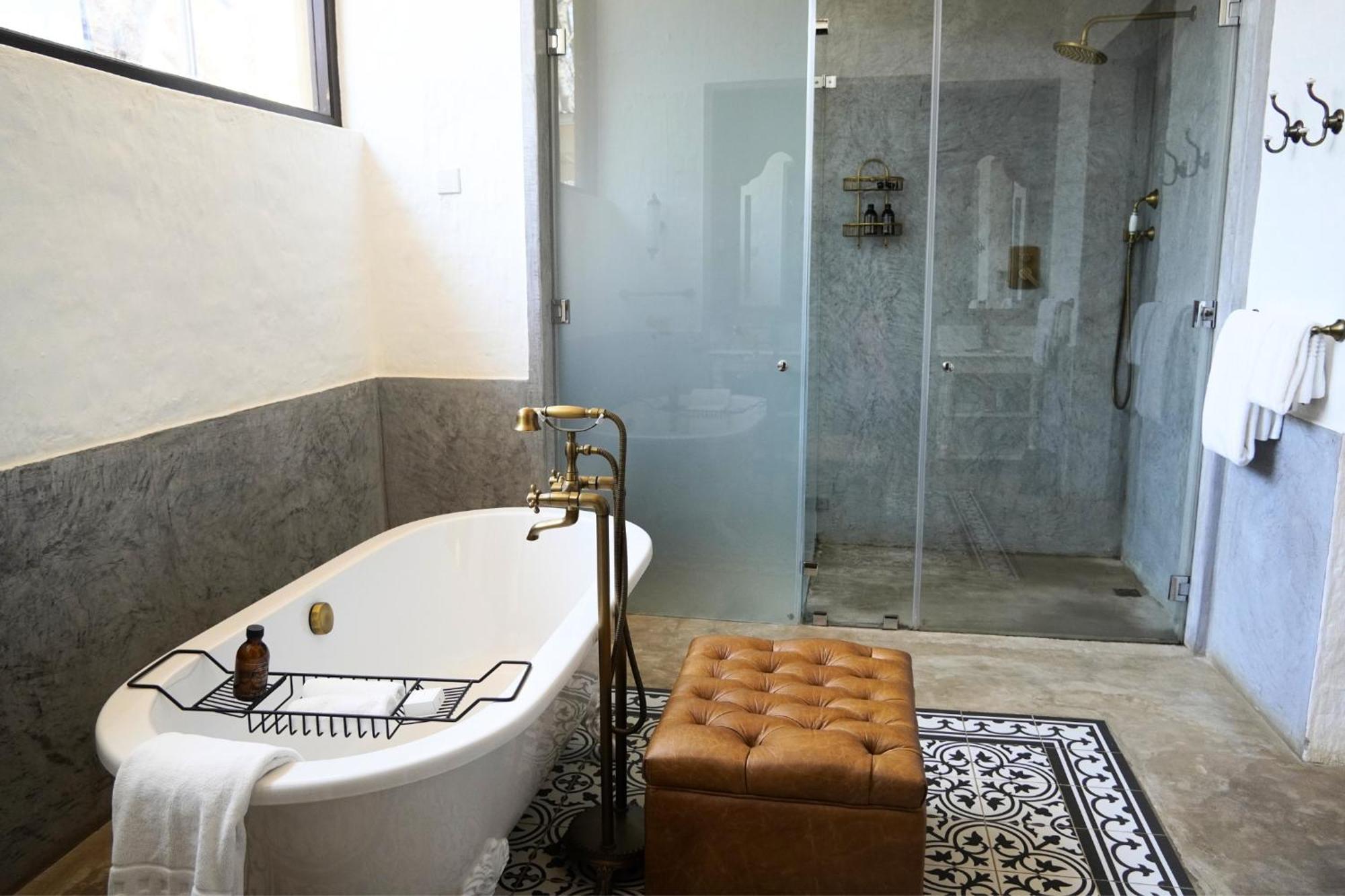 Mbano Manor Hotel Victoria Falls Extérieur photo