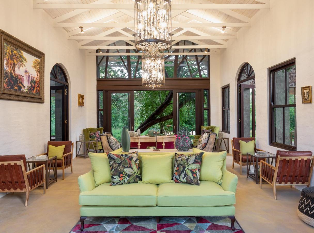 Mbano Manor Hotel Victoria Falls Extérieur photo