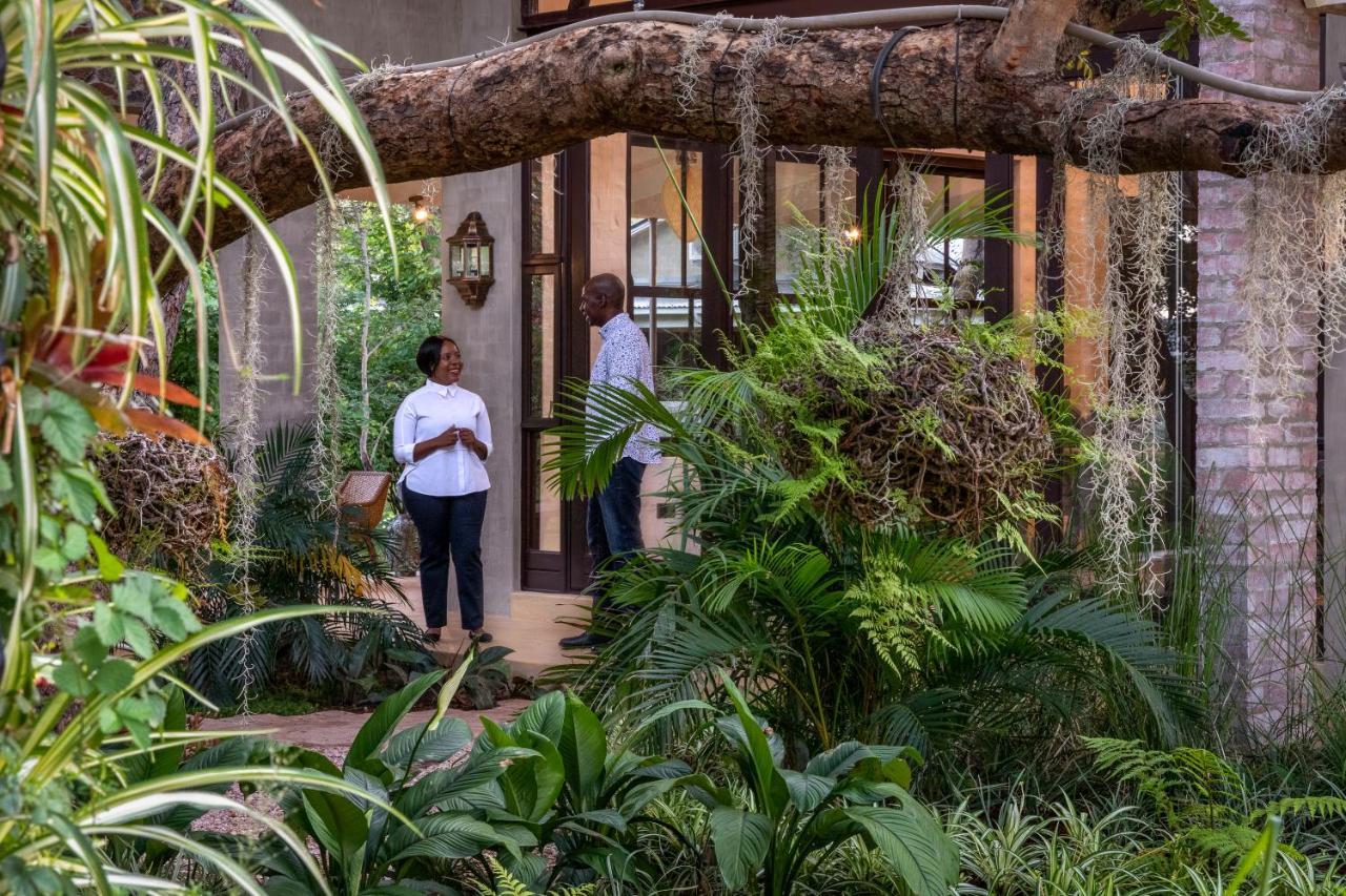 Mbano Manor Hotel Victoria Falls Extérieur photo